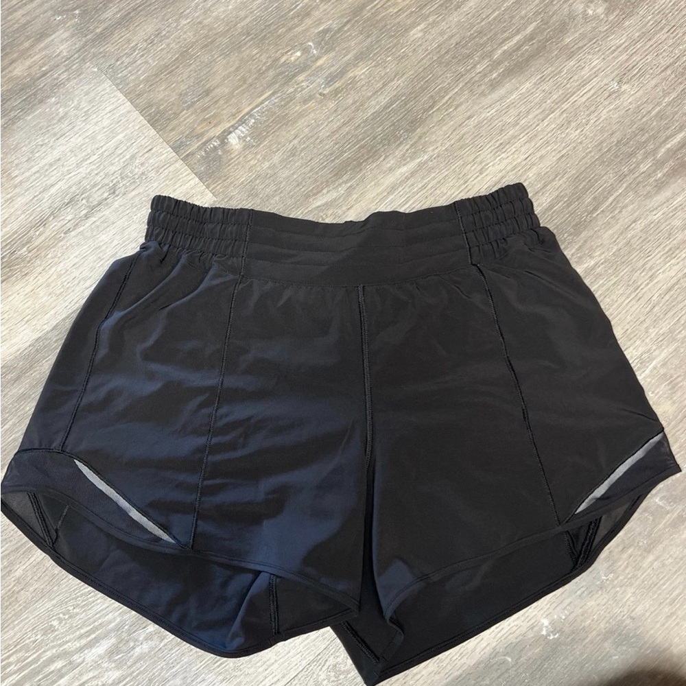 Lululemon Hotty Hot Shorts